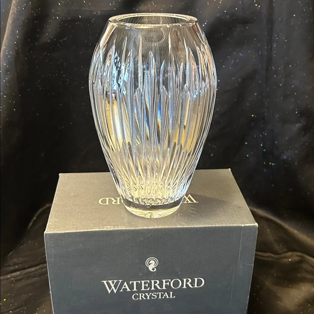 ⭐️⭐️Waterford Crystal 7” Carina Vase (LC)